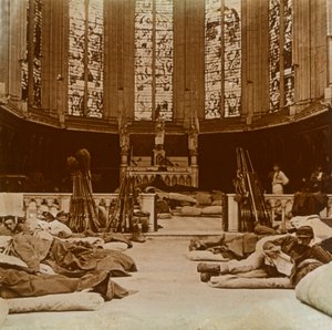 Provizorní kasárna v kostele, Marne, severní Francie, 1914. od Unbekannt