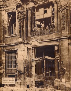 Členové Lidové námořní divize na balkóně městského paláce, prosinec 1918, 1918, 193 od Unbekannt