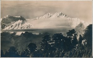 Mocná Kinchinjunga, c1940 od Unbekannt