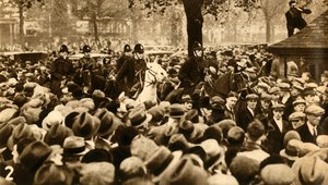 Jízdní policie a demonstranti, protesty v testu prostředků, Hyde Park, Londýn, 1932, 1933. od Unbekannt