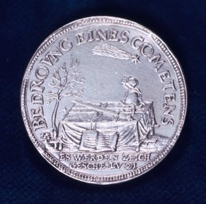 Avers medaile připomínající zářivou kometu z listopadu 1618 od Unbekannt
