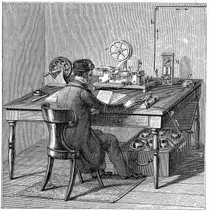 Operátor posílá zprávu na Morseově elektrickém tiskovém telegrafu, 1887 od Unbekannt