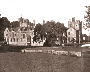 Oxburgh Hall, Norfolk, 1894. od Unbekannt