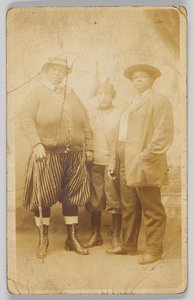 Fotografická pohlednice tří neznámých žen, 1904-1918. od Unbekannt