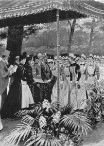 Princezna Alexandra předává osvědčení zdravotním sestrám v Marlborough House, 21. července 1899, 1901. od Unbekannt