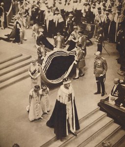 Queen Mary Leaves, 12. května 1937 od Unbekannt