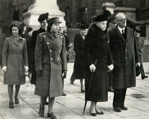 Queen Mary, Princess Elizabeth, Princess Margaret..., Den příměří, 1945, 1951. od Unbekannt