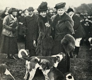 Queen Mary a Queen Alexandra na setkání West Norfolk Hunt v roce 1920, 1951. od Unbekannt