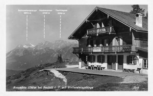 Rosshutte a pohoří Wettersteingebirge, poblíž Seefeld, Rakousko, 20. století od Unbekannt