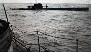 Vrak republikánské ponorky B6, srpen 1936 (černobílé foto) od Unbekannt