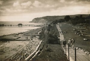 Small Hope Bay a Shanklin Pier, I.W., z Cliff Walk, c1920. od Unbekannt