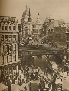 Věž St. Martins Ludgate Silhouetted Against The Bulk of St. Pauls, c1935. od Unbekannt
