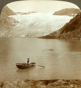 Proud pevného ledu Hardangerský ledovec a jezero, kde taje, Norsko, c1905. od Unbekannt