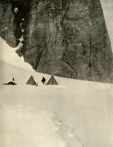 Tábor pod žulovým sloupem, půl míle od skladiště Lower Glacier... 27. ledna 1909 od Unbekannt