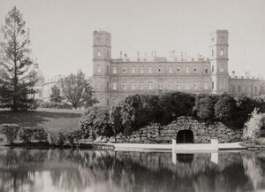 Hlavní průčelí paláce v Gatchina, 1870-1880 od Unbekannt