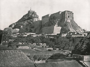 The Rock viděný ze severu, Trichinopoly, Indie, 1895. od Unbekannt