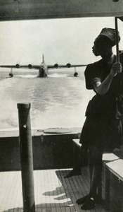 The Shadow Moves East, c1939-c1944 1946. od Unbekannt