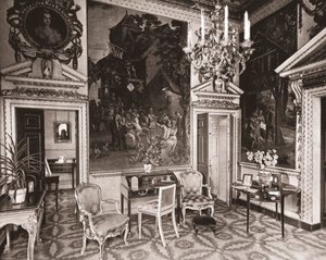 The Tapestry Room, Chiswick House, Londýn, 1894. od Unbekannt