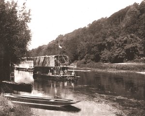 Temže pod Cliveden Wood, Berkshire, 1894. od Unbekannt