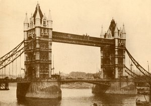 Tower Bridge, Londýn, c1930. od Unbekannt