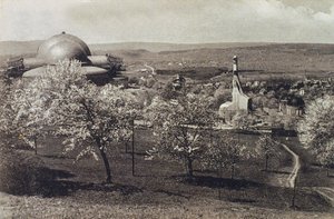 Pohled na Goetheanum a dům vytápění, Dornach, Švýcarsko, 1914-1916 od Unbekannt