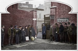 Čekání na vstup do St Marylebone Workhouse, Luxborough Street, Londýn, c1901 1903 od Unbekannt