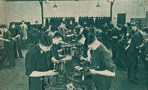 Workshop mechaniky bezdrátových operátorů, 1940 od Unbekannt