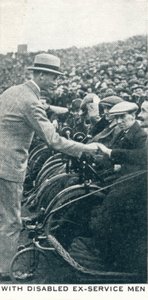 S postiženými bývalými vojáky, 1922 1937 od Unbekannt