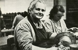 Ženy dělnice údržby a oprav letadel, Jižní Wales, druhá světová válka, c1939-c1944 1946. od Unbekannt