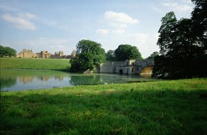Pohled z jezera, Blenheim Palace, Oxfordshire od Unbekannt Unbekannt