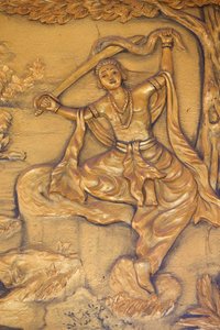 Chua Thiep Long buddhistická pagoda. Velká Tonsura: Buddha si stříhá vlasy svým mečem. Pak vyměnil své princovo šaty za žebrácké roucho. Pak začal své pátrání po osvícení Thay Ninh. Vietnam od Unbekannt