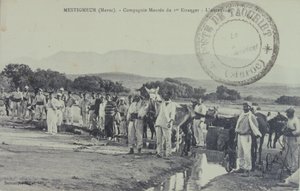 Francouzští legionářští koloniální vojáci na hlídce u pohoří Atlas, Maroko. pohlednice 1909 od Unbekannter Künstler