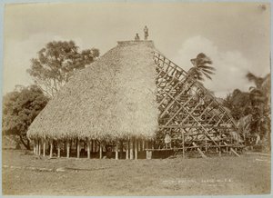 House Building v Samoa, kolem roku 1875 (sépiová fotografie) od Unbekannt