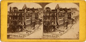 Magistrát města Paříže (1871): pohled na Paříž v troskách. Anonymní fotografování. Tisk na karton. Ztlumit. 17,5 x 6,9 cm od Unbekannt