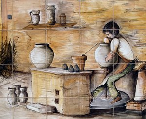 Malovaný panel z maioliky zobrazující scénu výroby keramiky, ručně vyrobený Ceramiche Desuir, Santo Stefano di Camastra, Sicílie, Itálie, Detail od William M. Timlin