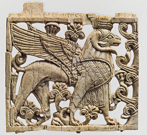 Deska zobrazující berana v čele se Sfingou, Nimrud, Mezopotámie, 9.–8. století před naším letopočtem od Unbekannt