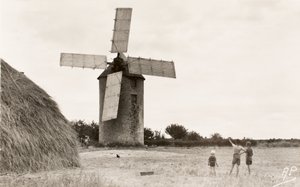 Pohlednice / Moulin de Kervoyal / Finistere / Bretaň / Francie od William M. Timlin
