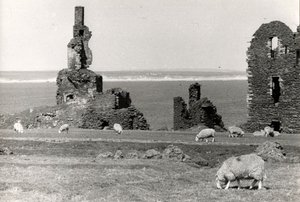 Zřícenina hradu, Wick, Highlands (č/b foto) od Unbekannt