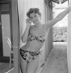 BOOTIE HERČKY PINA NA BEACH VENICE LIDO - 1957 od Unbekannt