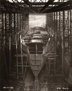 Práce začínají na stavbě hlavní paluby ‚Northbank‘ v loděnici William Doxford & Sons, Sunderland, 22. listopadu 1956 (černobílá fotografie) od Unbekannter Künstler