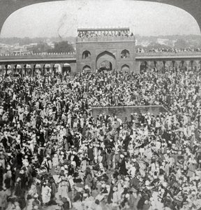 Na dvoře mešity Jumma, Dillí, Indie, 1903. od Underwood and Underwood