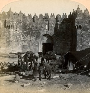 Damašková brána, severní vchod do Jeruzaléma, Palestina, 1899.
