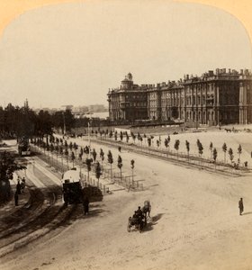 Císařský zimní palác z Něvského prospektu, Petrohrad, Rusko, 1897. od Underwood and Underwood