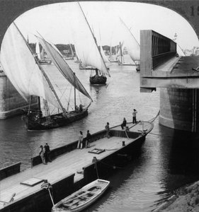 Velký most na Nilu, Káhira, Egypt, 1905. od Underwood and Underwood