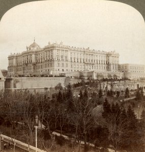 Impozantní královský palác a královský park Campo del Moro...Madrid, Španělsko, 1902. od Underwood and Underwood