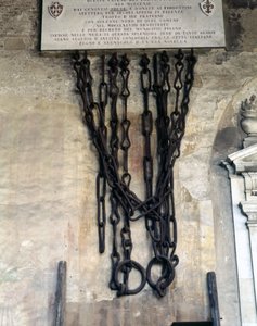 Řetězy, které uzavřely přístav v Pise. Zajali je Janové během vítězství Melorie nad Korsikou v roce 1284 a poté je dali Florencii a vrátili se do města Pisa v roce 1858. Pisa Camposanto. od Unknown artist