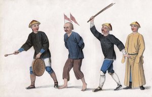Obžaloba je vznesena k soudu. Aby upoutal pozornost veřejnosti, jsou na jeho hlavě upevněny rudé vlajky a muž zvoní na gong. Rytina, v „The Punishments of the Chinese“, London od Unknown artist