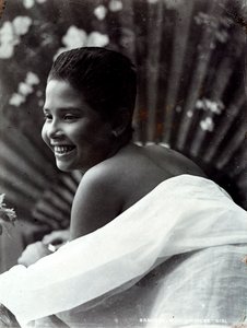 Dívka z Bangkoku se usmívá od Unknown photographer
