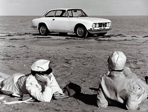 Alfa Romeo Giulia GT 1750 Veloce od Unknown photographer