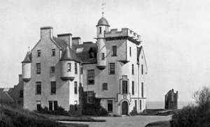 Hrad Keiss, Caithness, Skotsko, 1924-1926